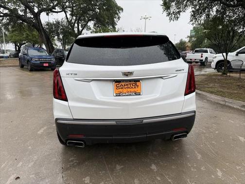 2021 Cadillac XT5 Luxury