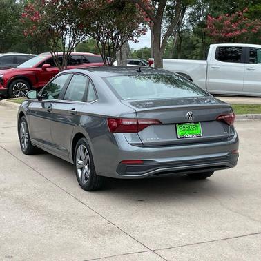Pyrite Silver Metallic 2024 Volkswagen Jetta 1.5T SE