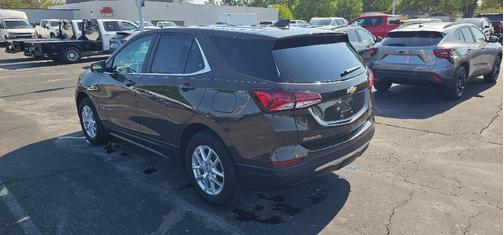 Harvest Gold / Bronze 2023 Chevrolet Equinox 1LT