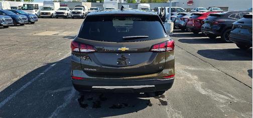 Harvest Gold / Bronze 2023 Chevrolet Equinox 1LT
