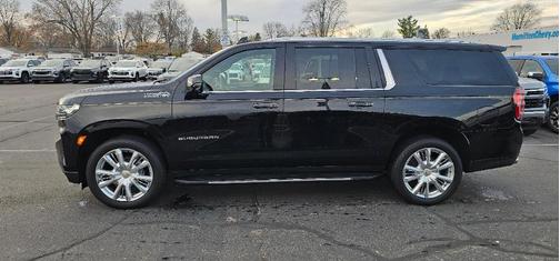 2023 Chevrolet Suburban High Country