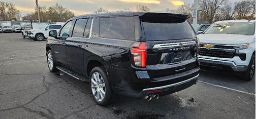2023 Chevrolet Suburban High Country