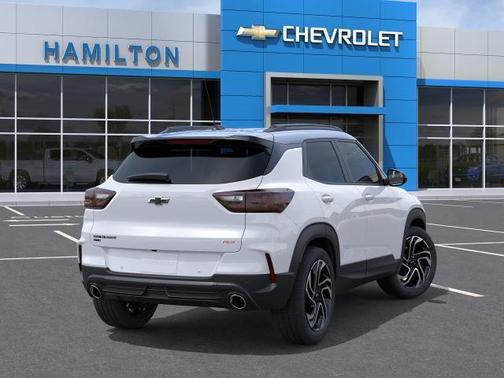 Pearl 2026 Chevrolet Trailblazer RS