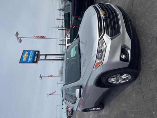 2021 Chevrolet Traverse LT Cloth