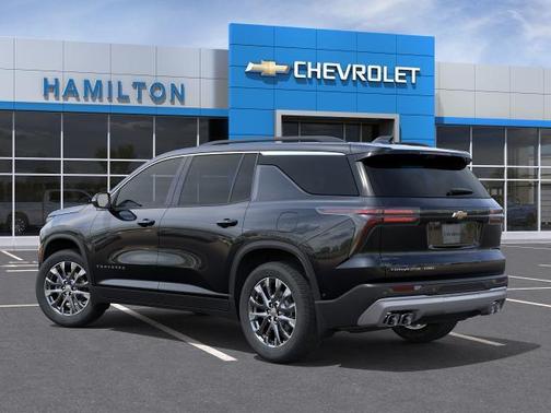 Mosaic Black Metallic 2026 Chevrolet Traverse LT