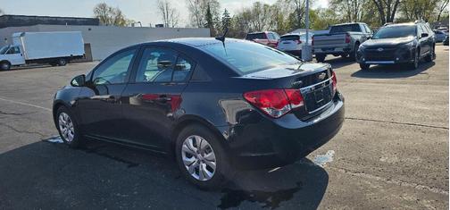 Black Granite Metallic 2014 Chevrolet Cruze LS