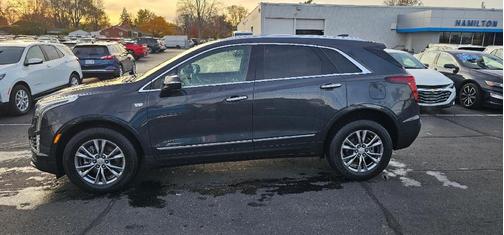 2022 Cadillac XT5 Premium Luxury