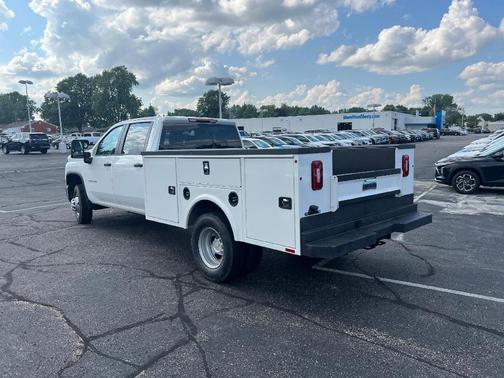 2024 Chevrolet Silverado 3500 WT