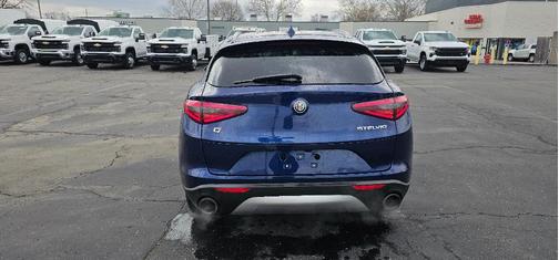 2018 Alfa Romeo Stelvio Base