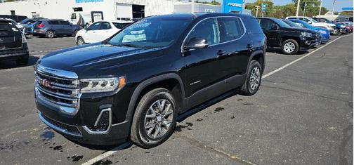 2023 GMC Acadia SLE
