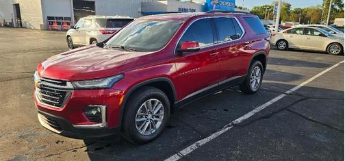 2023 Chevrolet Traverse LT Leather