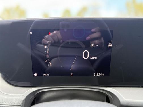 Summit White 2025 Buick Encore GX Preferred