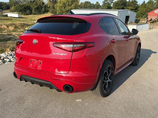 2022 Alfa Romeo Stelvio Ti