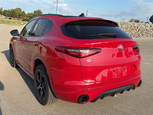 2022 Alfa Romeo Stelvio Ti
