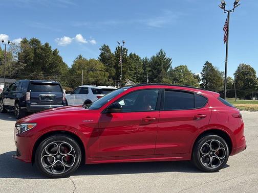 2022 Alfa Romeo Stelvio Ti