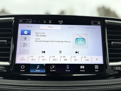 2023 Chrysler Pacifica Touring