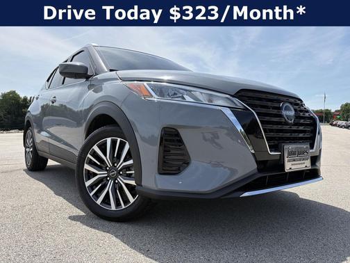 Boulder Gray Pearl 2024 Nissan Kicks SV