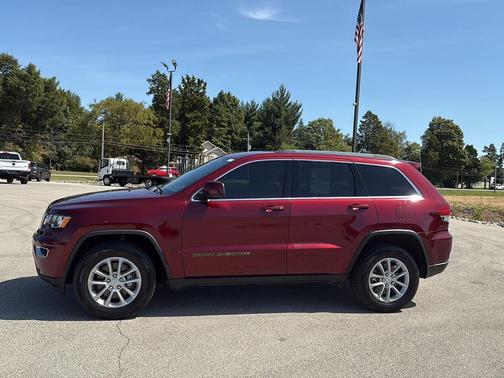 2021 Jeep Grand Cherokee Laredo