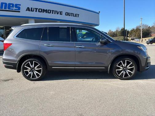 2020 Honda Pilot Touring 8-Passenger
