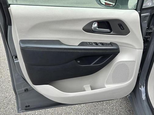 2021 Chrysler Pacifica Hybrid Touring L