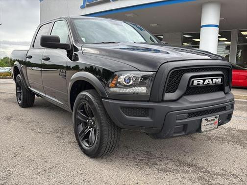 2024 RAM 1500 Classic Warlock Crew Cab 4x4 5'7' Box