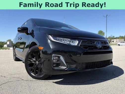 Crystal Black Pearl 2025 Honda Odyssey Sport-L