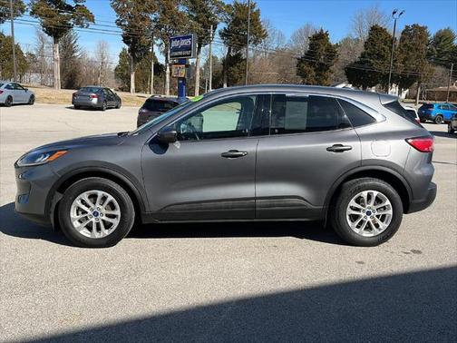 2021 Ford Escape SE