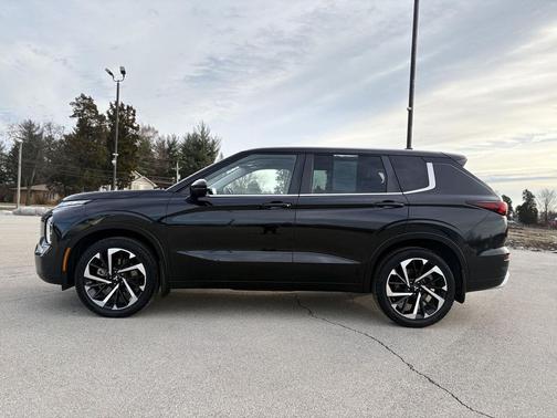 2023 Mitsubishi Outlander SE 2.5 2WD