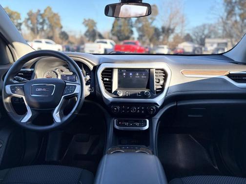 2023 GMC Acadia FWD SLE