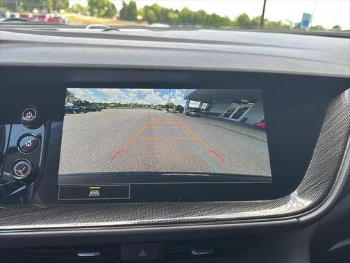 2023 Buick Envision Essence FWD