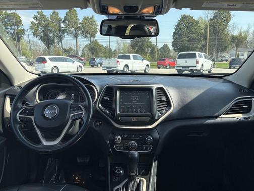 Bright White Clearcoat 2016 Jeep Cherokee Limited