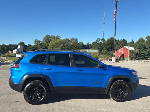 2019 Jeep Cherokee Trailhawk