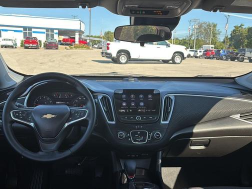 2024 Chevrolet Malibu FWD RS