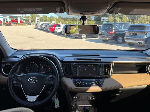 2016 Toyota RAV4 XLE