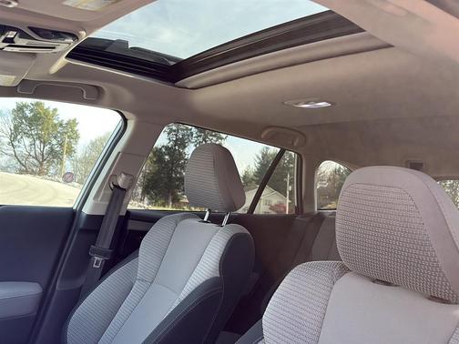 Ice Silver Metallic 2025 Subaru Outback Premium