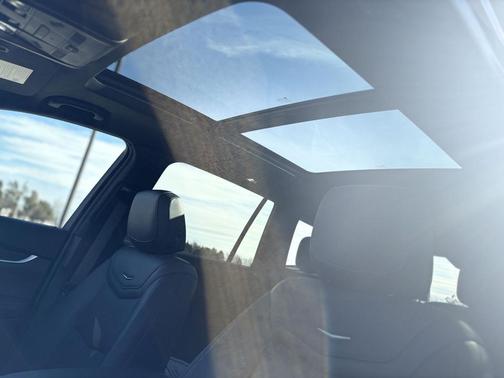 2025 Cadillac XT6 Premium Luxury FWD