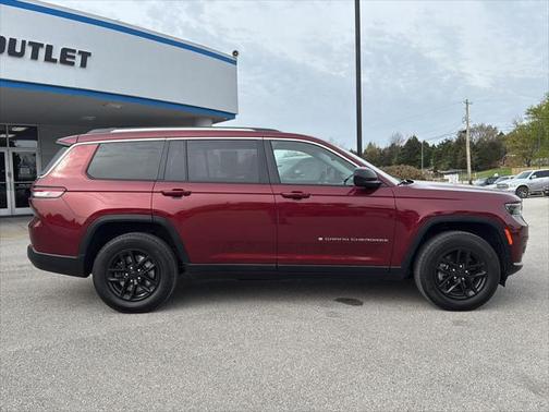 2023 Jeep Grand Cherokee L Laredo
