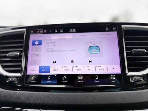 2022 Chrysler Pacifica Touring L