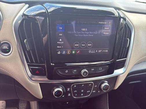 2022 Chevrolet Traverse LT Cloth