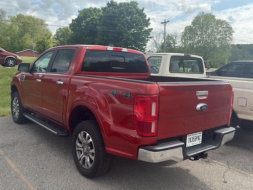 Hot Pepper Red Metallic Tinted Clearcoat 2022 Ford Ranger LARIAT