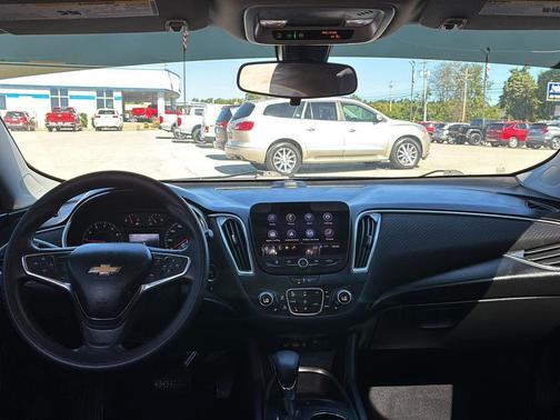 2021 Chevrolet Malibu FWD LT
