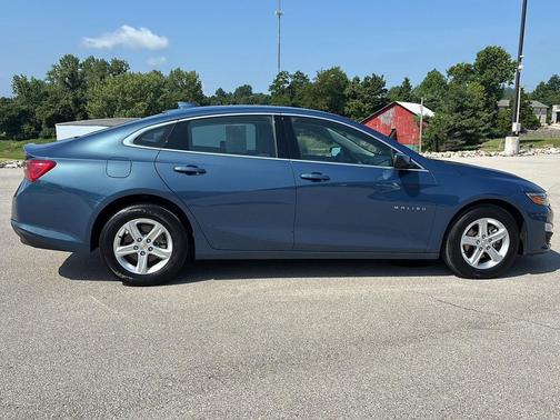 2024 Chevrolet Malibu FWD 1LT