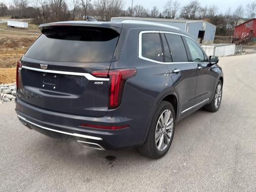 2025 Cadillac XT6 Premium Luxury FWD