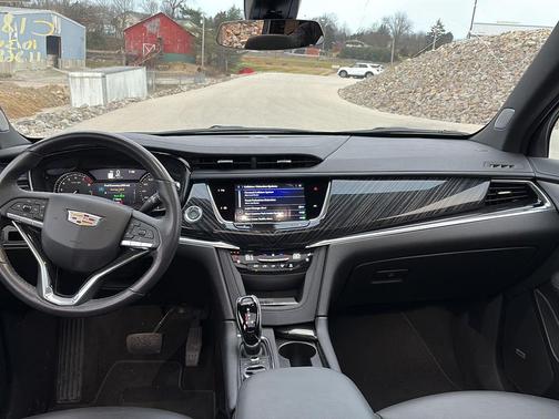 2025 Cadillac XT6 Premium Luxury FWD