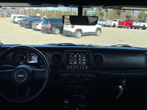 2022 Jeep Wrangler Willys