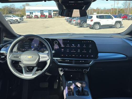 2025 Chevrolet Equinox EV LT