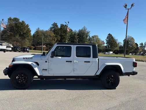 2021 Jeep Gladiator Willys 4x4