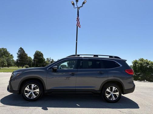 Magnetite Gray Metallic 2025 Subaru Ascent Premium 7-Passenger