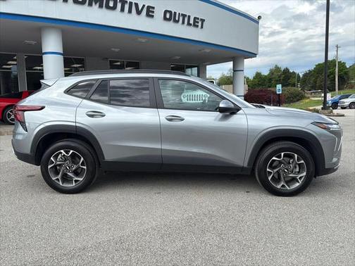 2024 Chevrolet Trax LT