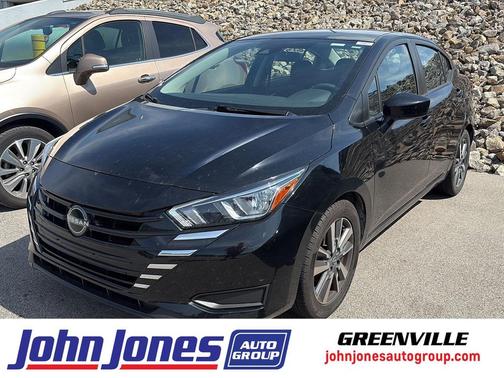 Super Black 2023 Nissan Versa 1.6 SV